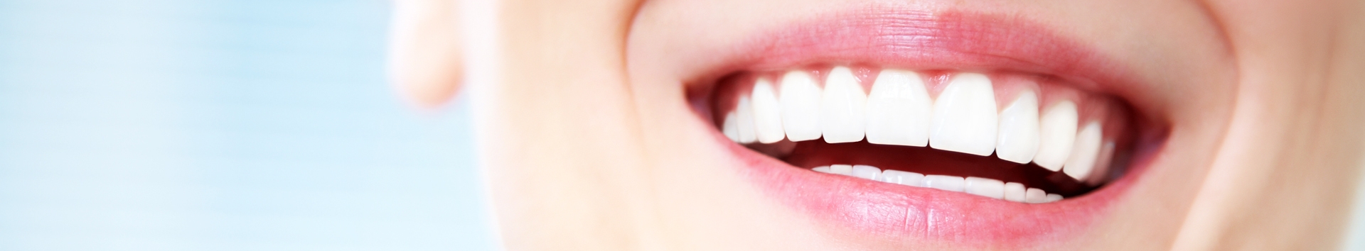 Como clarear os dentes: Receitas que prejudicam a sua saúde